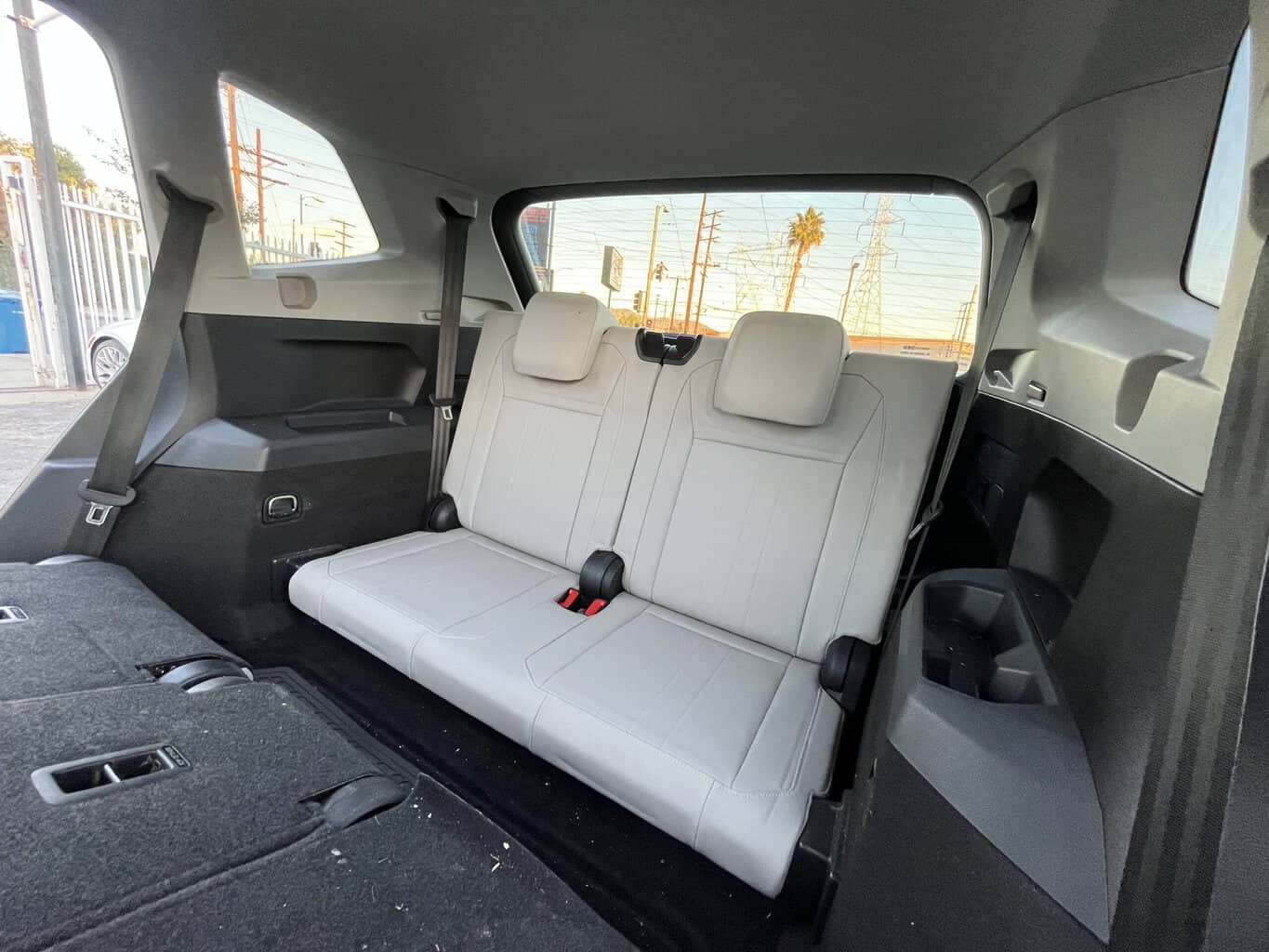 2022 Volkswagen Tiguan SE - Photo 12