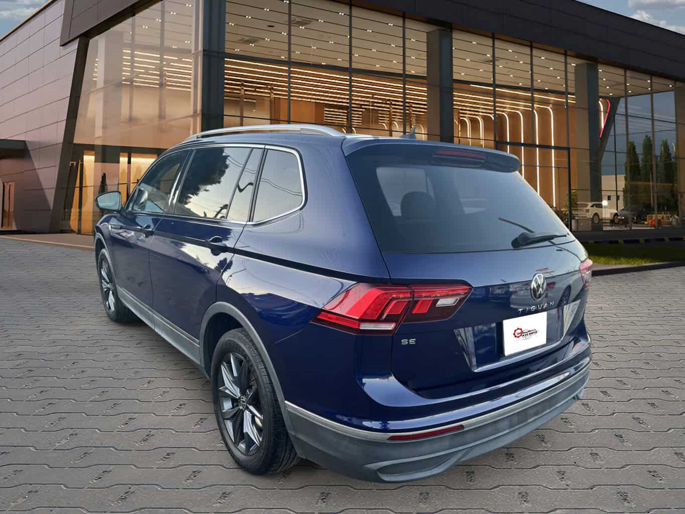 2022 Volkswagen Tiguan SE - Photo 7