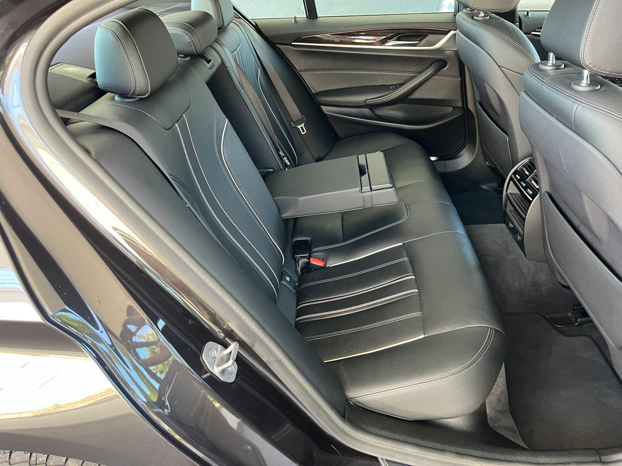 2019 BMW 5 Series 540i - Photo 13