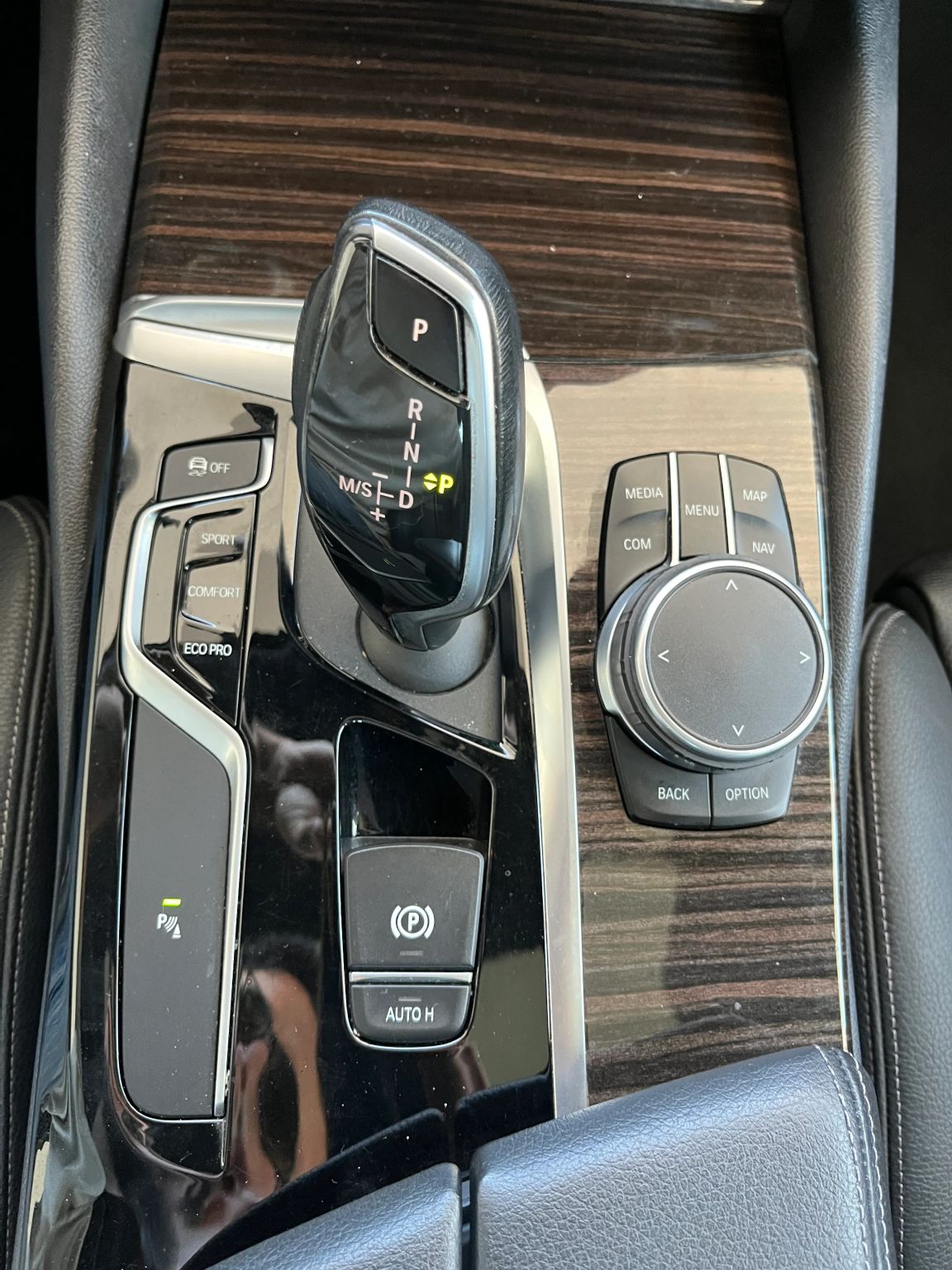 2019 BMW 5 Series 540i - Photo 15