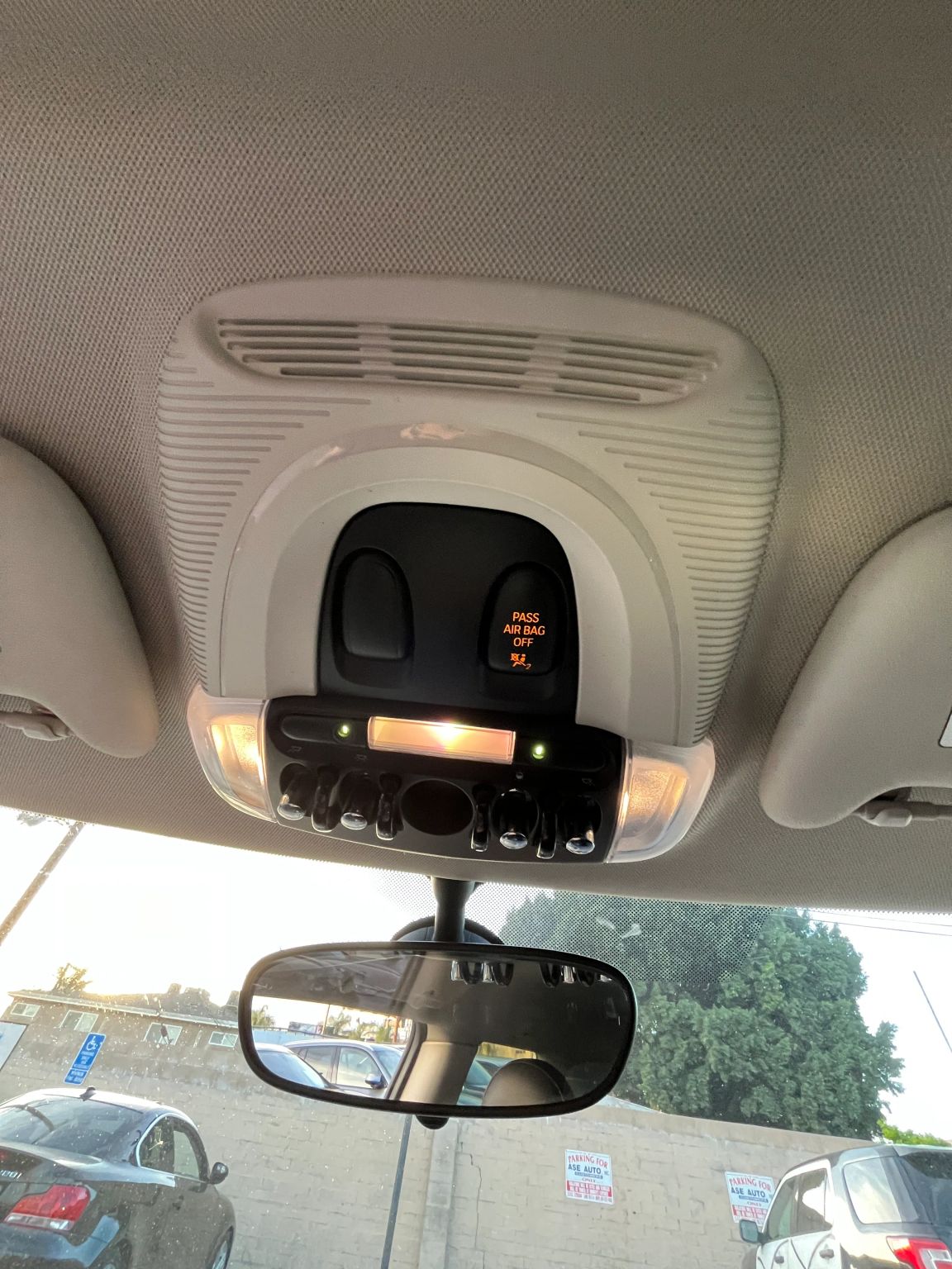 2015 MINI Cooper Base - Photo 10