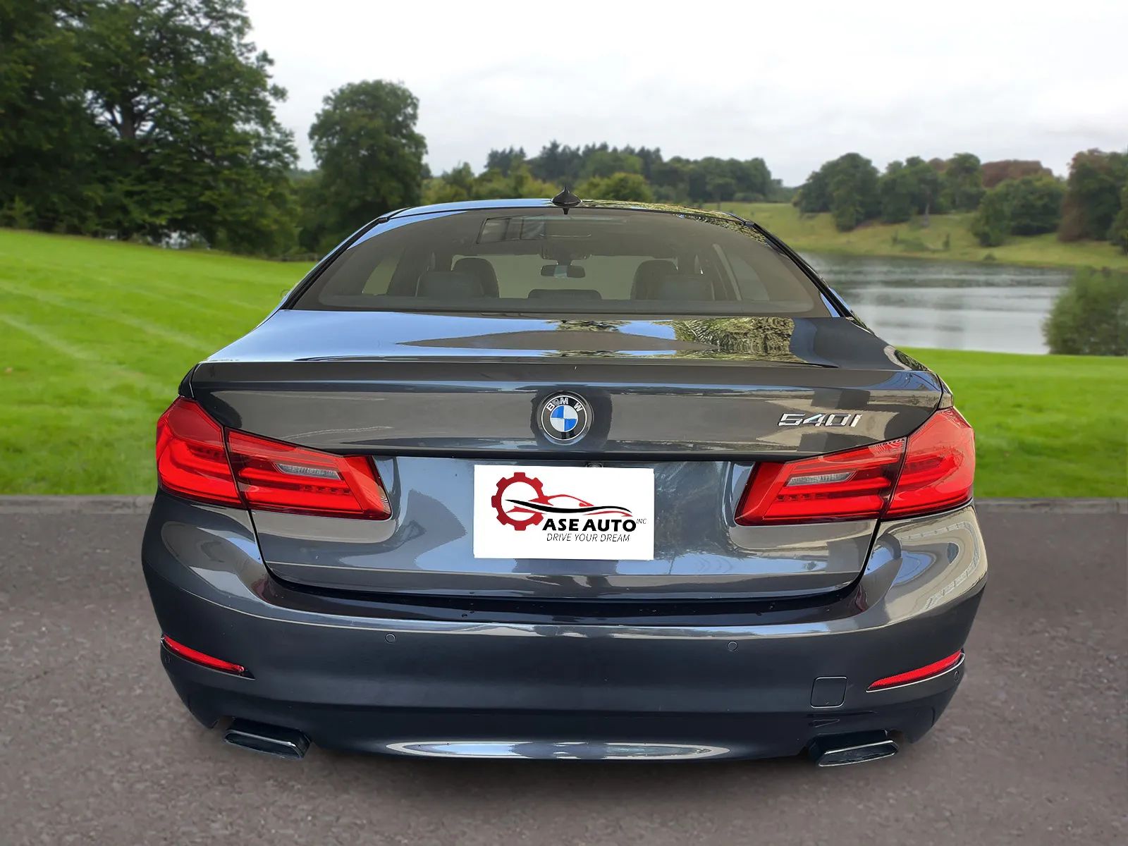 2019 BMW 5 Series 540i - Photo 6